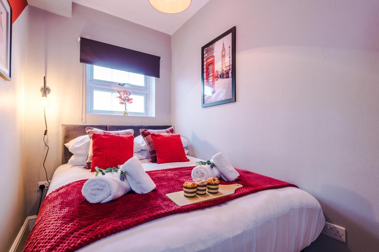 Chester City Centre Haven: Cozy 2-Bed Home for 6 Exterior photo