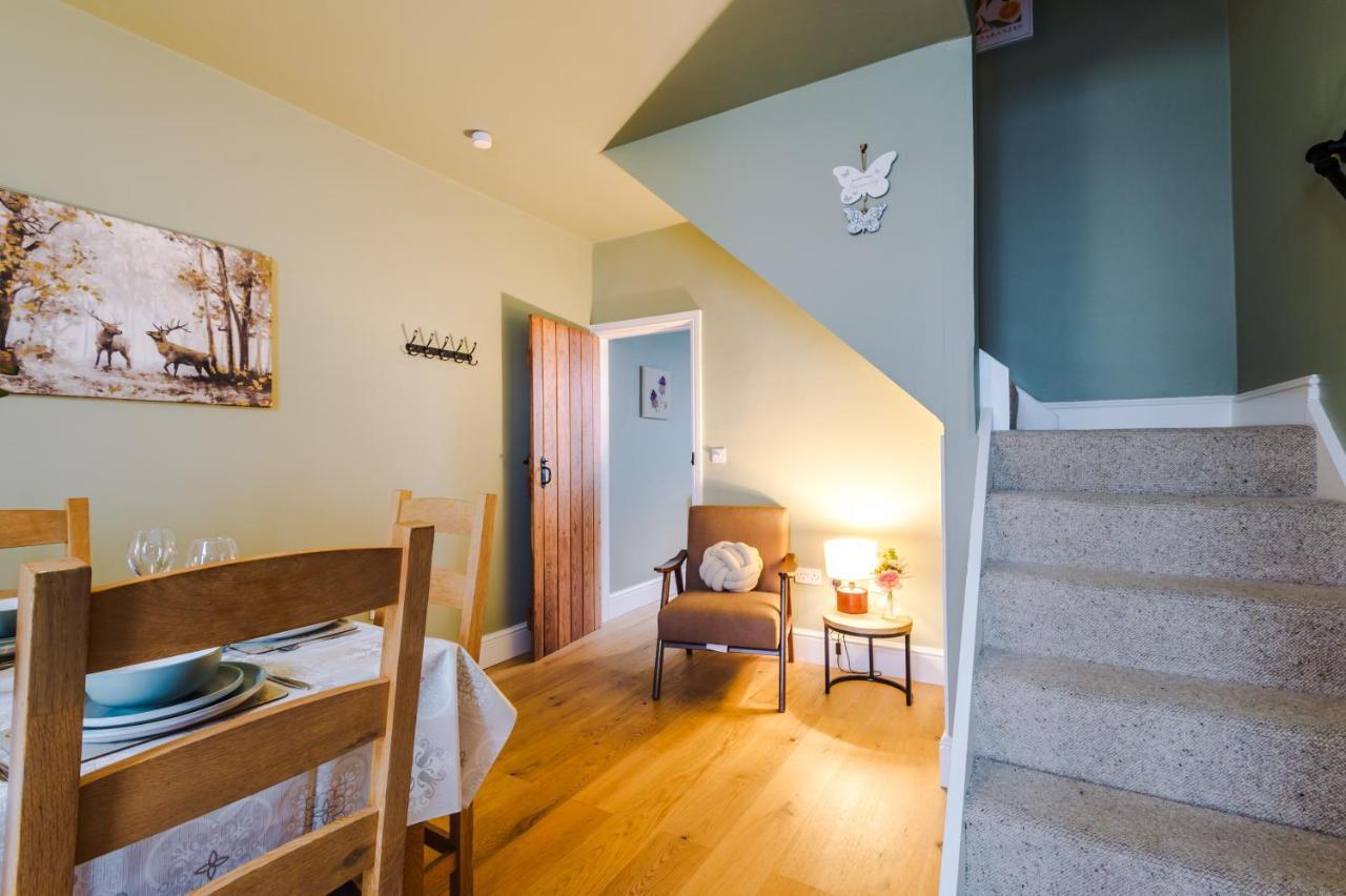 Chester City Centre Haven: Cozy 2-Bed Home for 6 Exterior photo